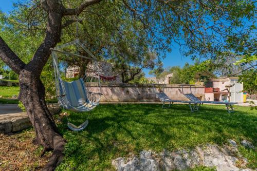 Casa vacanze Salento, alessano, Montesardo vicino al mare di Novaglie e Pescoluse maldive del salento esterno prato